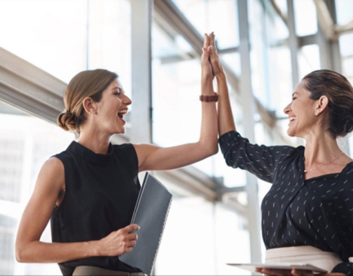 KADININ ADI YİNE VAR: SOSYAL YAŞAMDA KADININ YÜKSELEN YILDIZI
